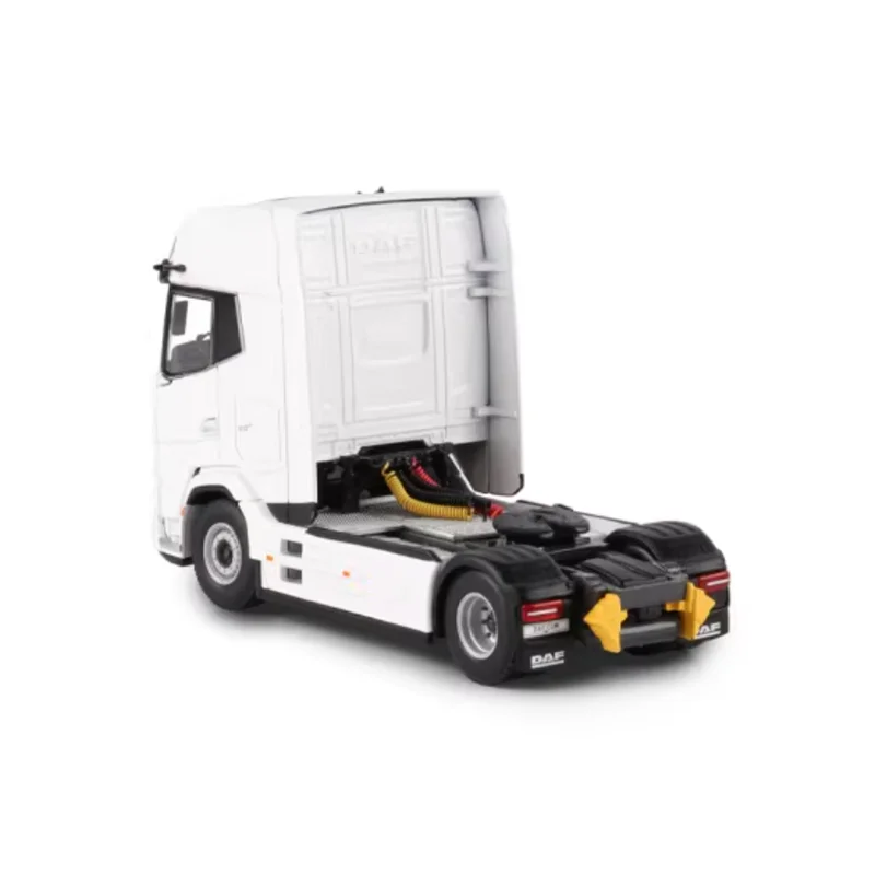 WSI Diecast 1:50 Scale DAF XG MY25 4X2 Truck Alloy Simulation Car Model Collection Souvenir Holiday Gift Static Display view 3