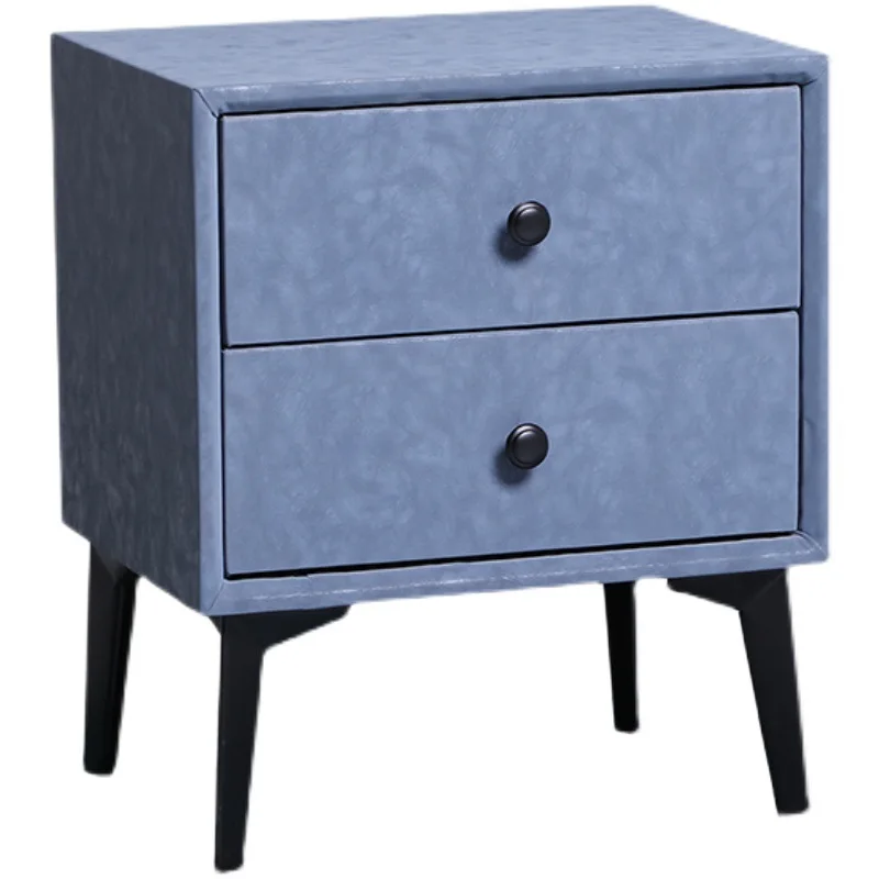 

Прикроватная тумбочка из массива дерева, полки, простая и современная.