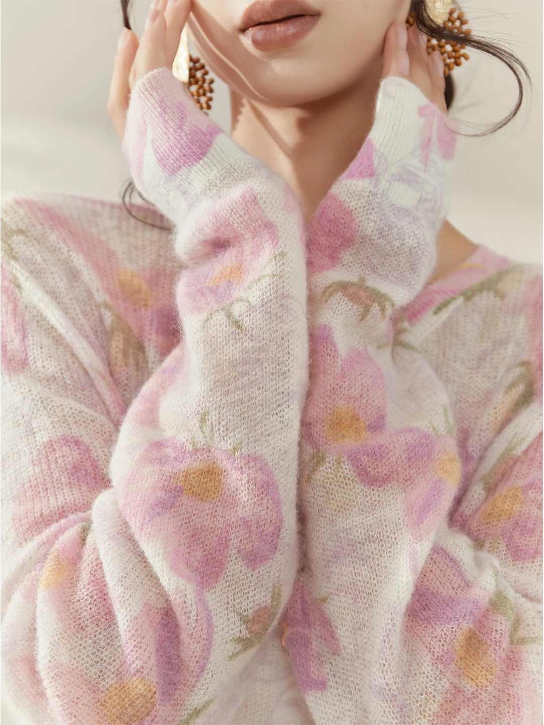 

Легкий вязаный кардиган Flowing Era Long Sve с вышивкой Ele, ранний осенний топ, повседневный свободный крой, мягкое полиэфирное волокно