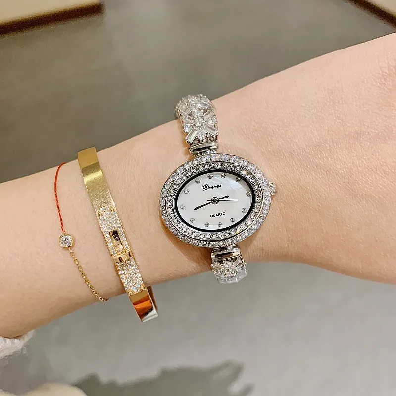 2024 Crystal Oval Bracelet Women Watches Quartz Quality Luxury Ladies Watch Rhinestone Diamond Wristwatch For Gift