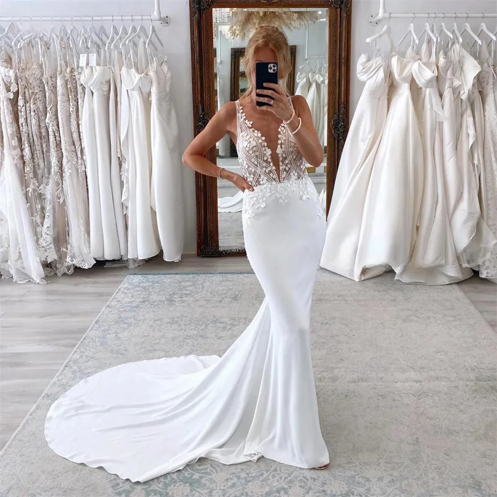 Abiti da sposa a sirena in pizzo Vintage Appliques abiti da sposa senza maniche con scollo a v profondo elastico personalizza per misurare Robe De Maries