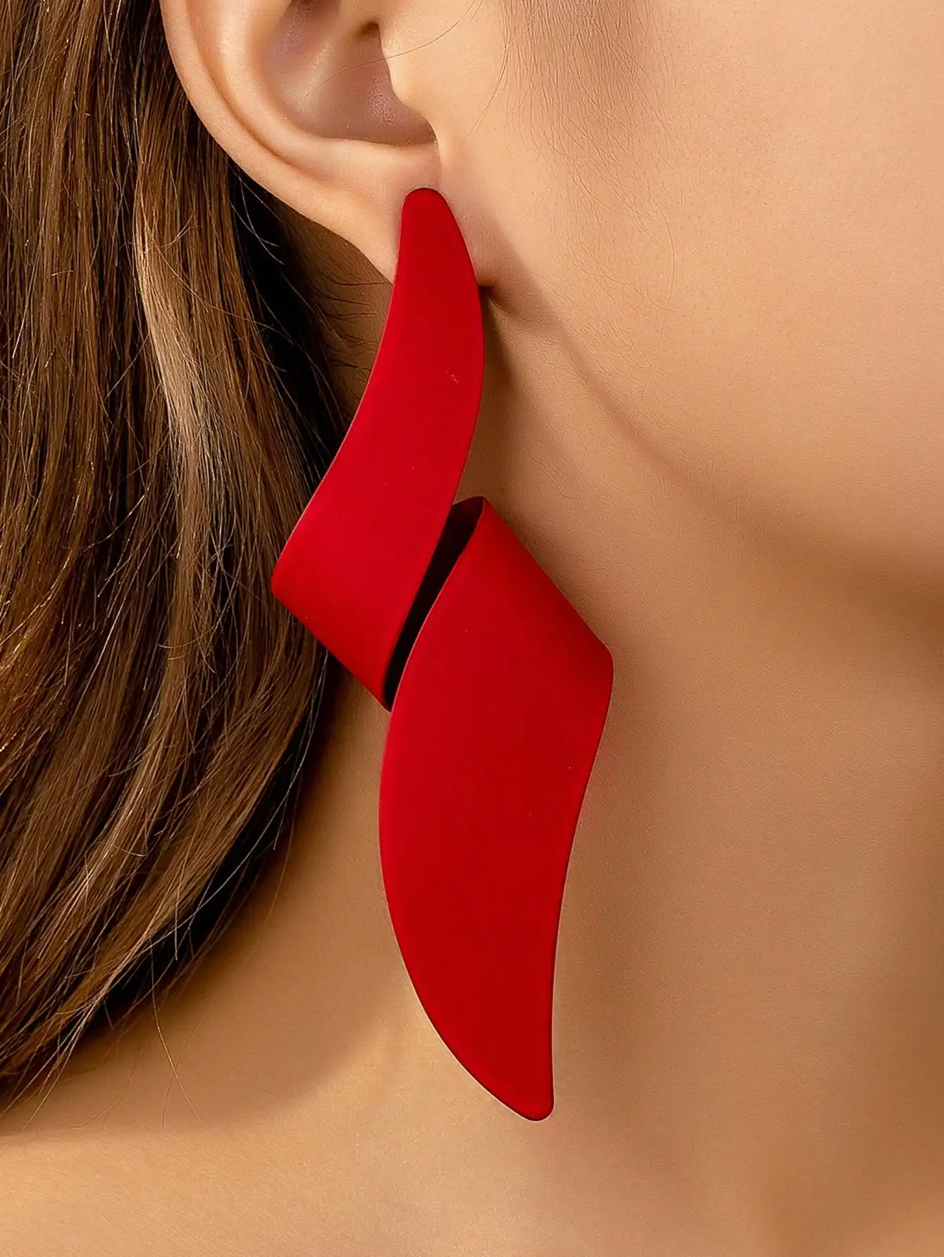 Matte Red Twisted Geometric Dangle Earrings for Women, Abstract Curved Irregular Earrings, Trendy Party Statement Accessories