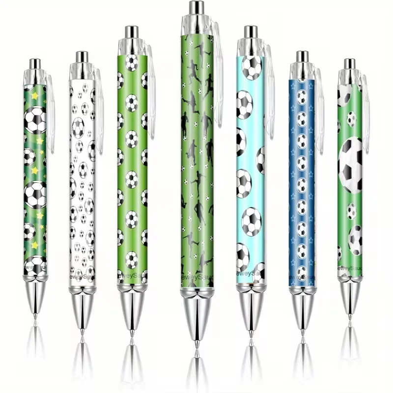 

Набор из 7 шариковых ручек для письма и офисного использования, с креативным дизайном в футбольной тематике, идеально подходят в качестве подарка для футболистов.