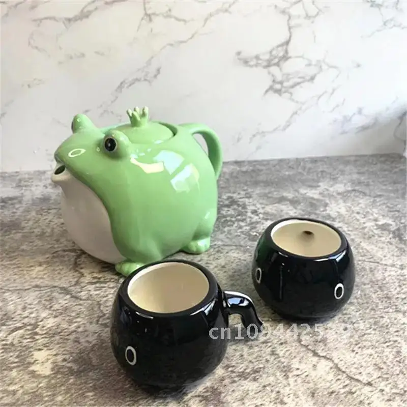 Cartoon Frogs and Tadpoles Ceramic POrcelain Teawear Set Frogs Tea Pots Tadpoles Cups Sets