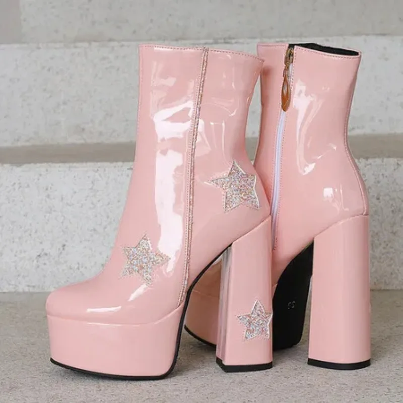 

Women's New Platform High Heel Boots Thick Heart Printed Ankle Boots Fashionable Waterproof and Comfortable Short Boots 2025