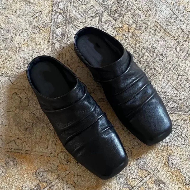 

Fashion Designer Niche Slides Wrinkle Texture Flat Comfortable Casual Shoes Retro Elegant Slip-on Slippers Outdoor Shoes Women