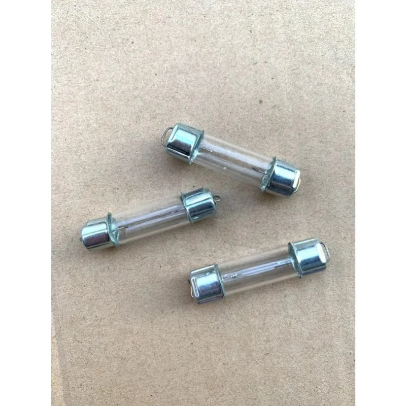 

TS578 Length Diameter 9 × 39mm Tungsten Wire Horizontal Protection Rice Bulb, Instrument Backlight Bulb