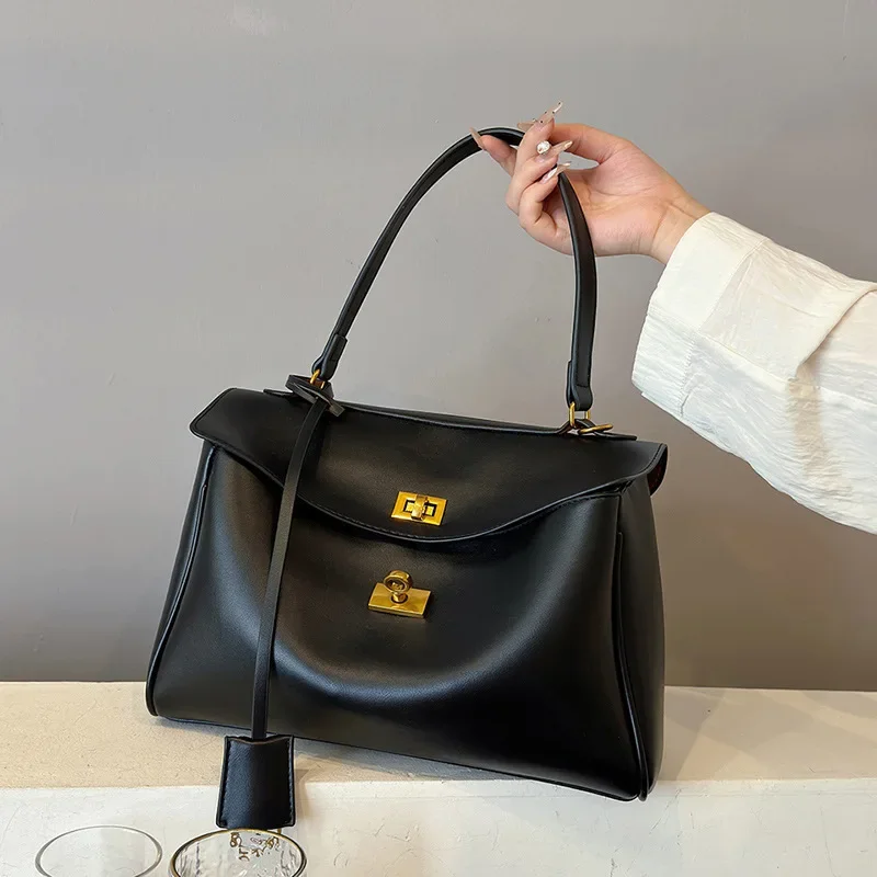 

New Crossbody Bags French Style Women's Retro Trend Advanced Axillary Bag Retro Fashion Leisure Versatile Commuter Shoulder Bags