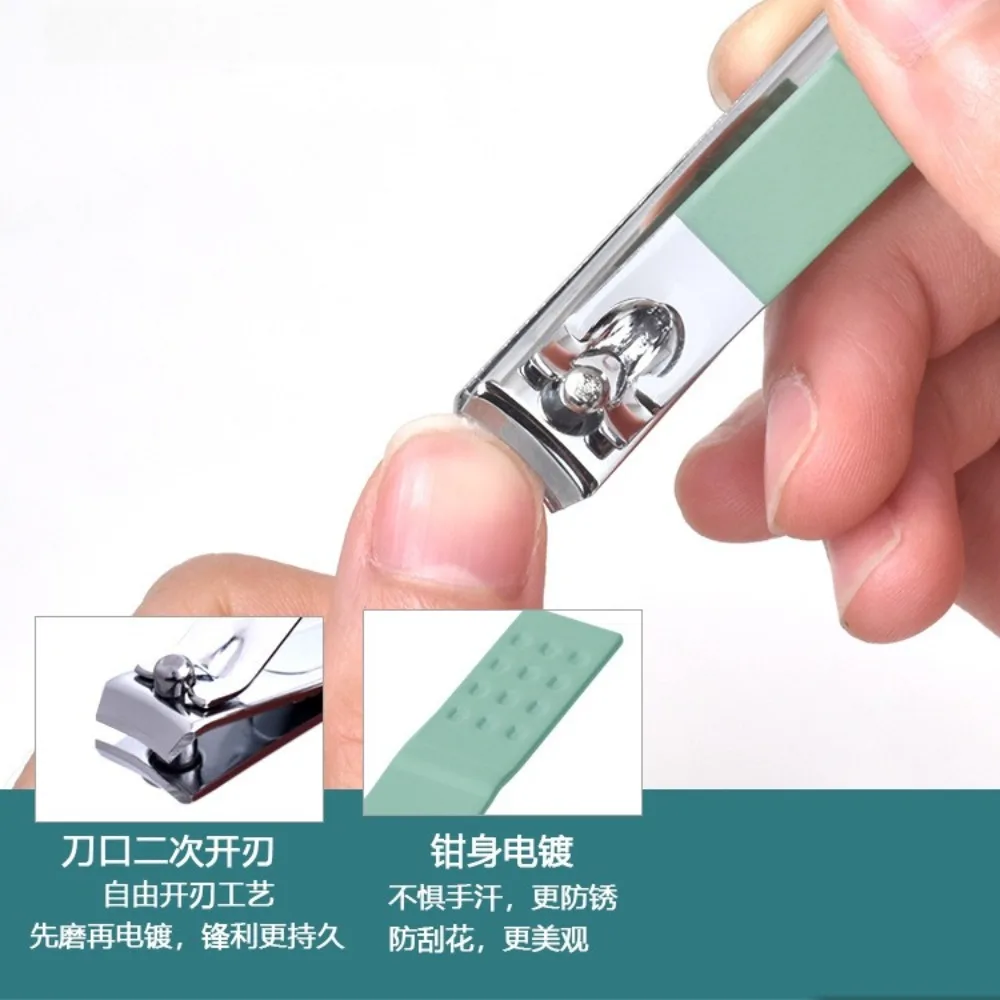 7 unids/set de juegos de manicura portátiles verdes, Kits de pedicura, cortaúñas, tijeras para cejas, palillo para las orejas, herramientas de cuidado Personal para viaje