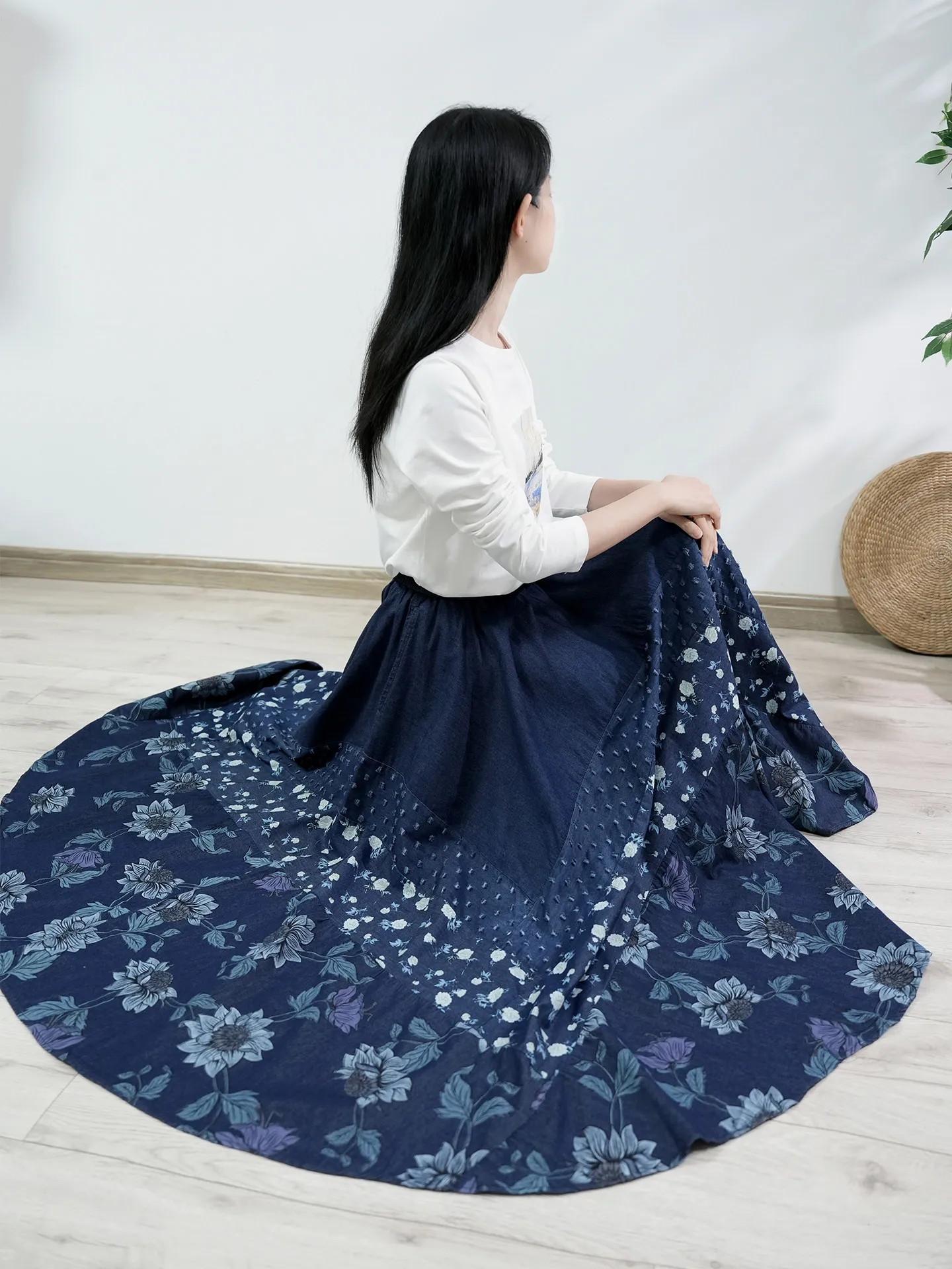 

Floral Print Denim Maxi Skirt Spring Summer Casual A-Line Long Elastic Waist Distressed Ripper Flared Ruffled Hem Blue Jean 2026