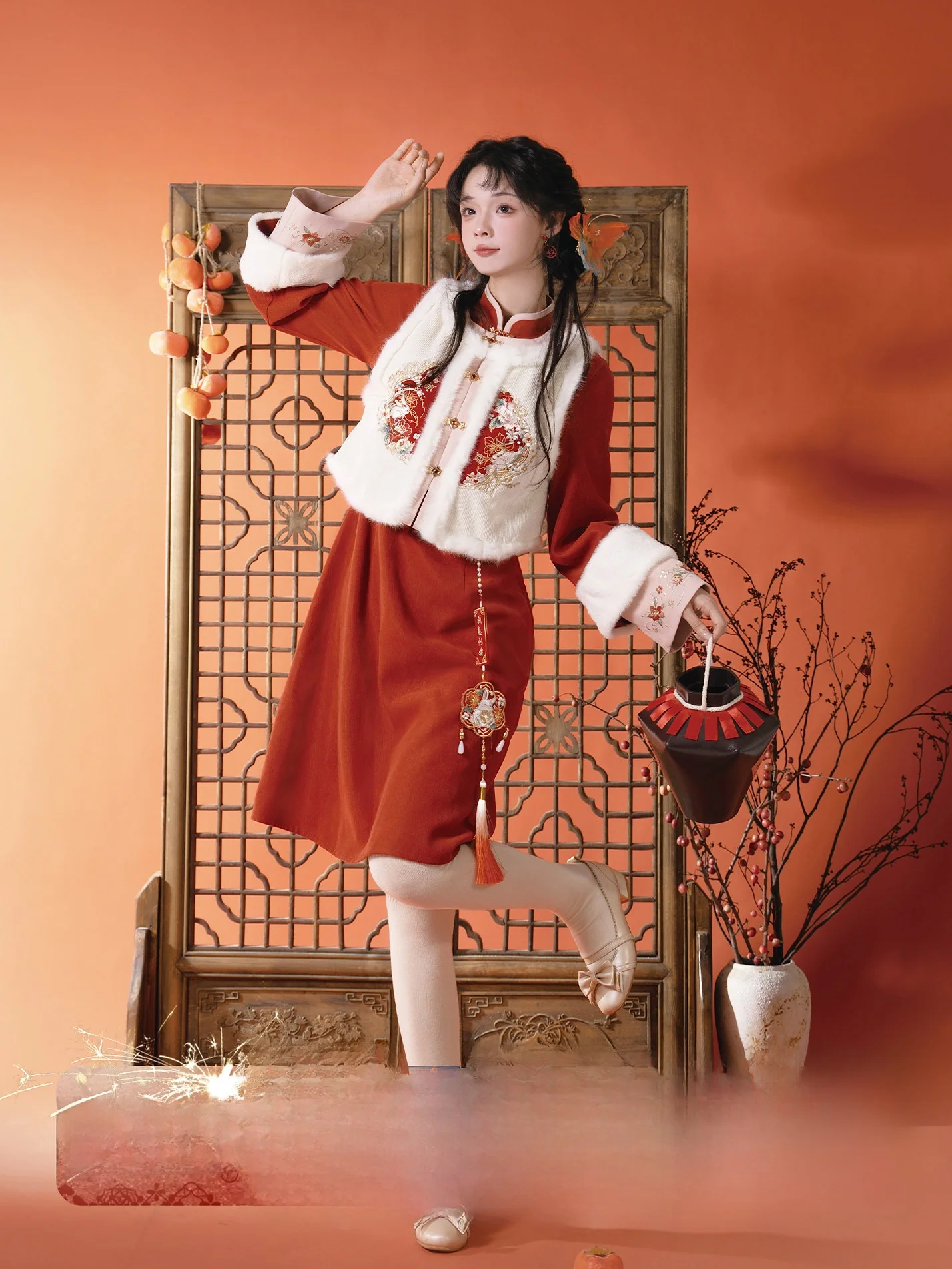 

Оригинальное китайское платье Ханьфу Sle Long Dr Red для женщин, модное, осенне-зимнее, с низким разрезом, круглым воротником, для повседневной носки, из полиэстера.