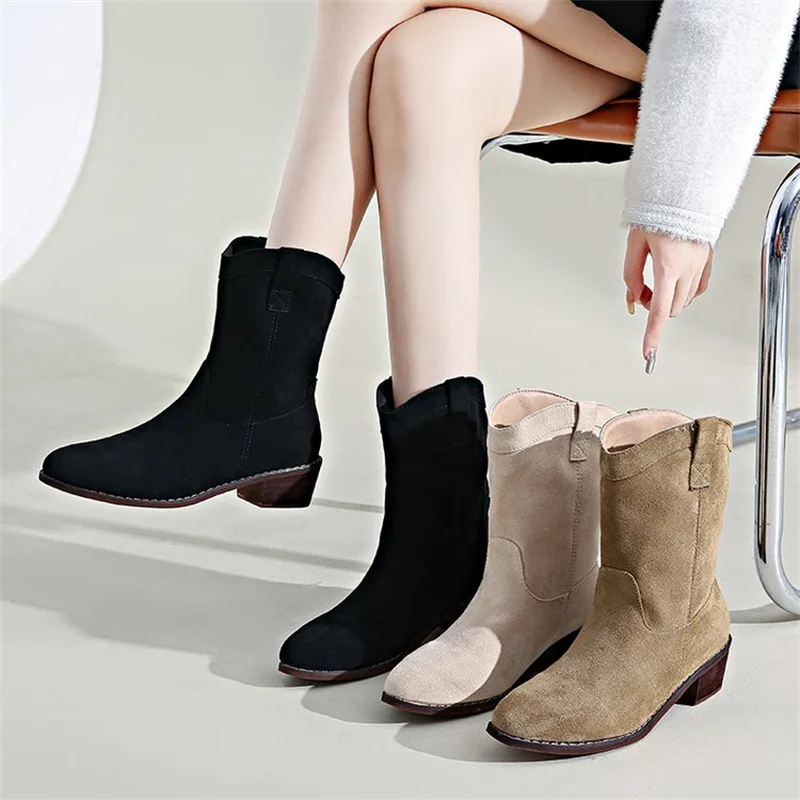 Korean Vintage Pointed Thick Heels Western Denim Boots for Women 2023 Autumn/Winter New Versatile British Short Sleeve