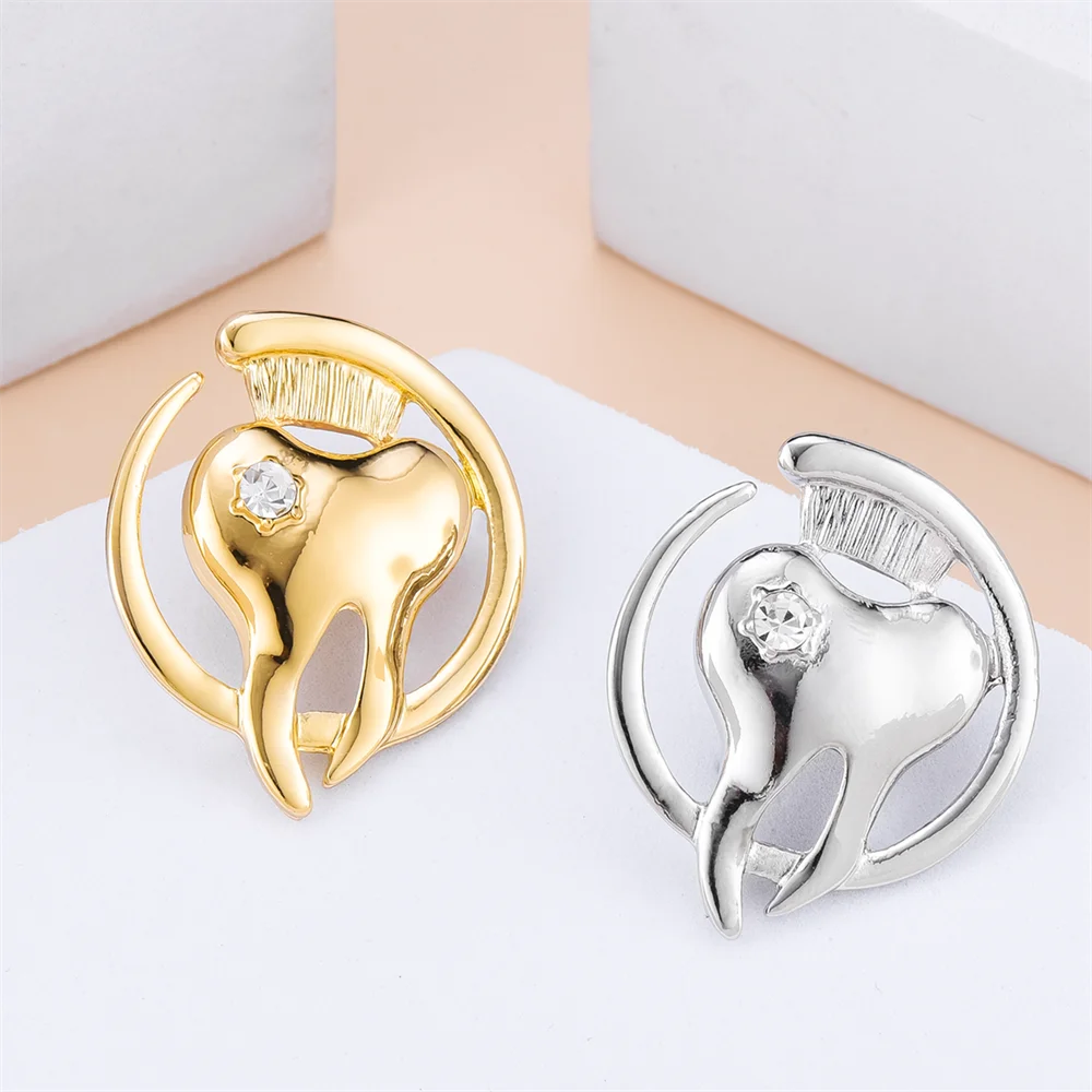 Harong New Tooth Brooch Luxurious Fashion Cute Inlaid Zircon Pin for Dentist Nurse Medical Student Jewelry Lapel Badge Gift