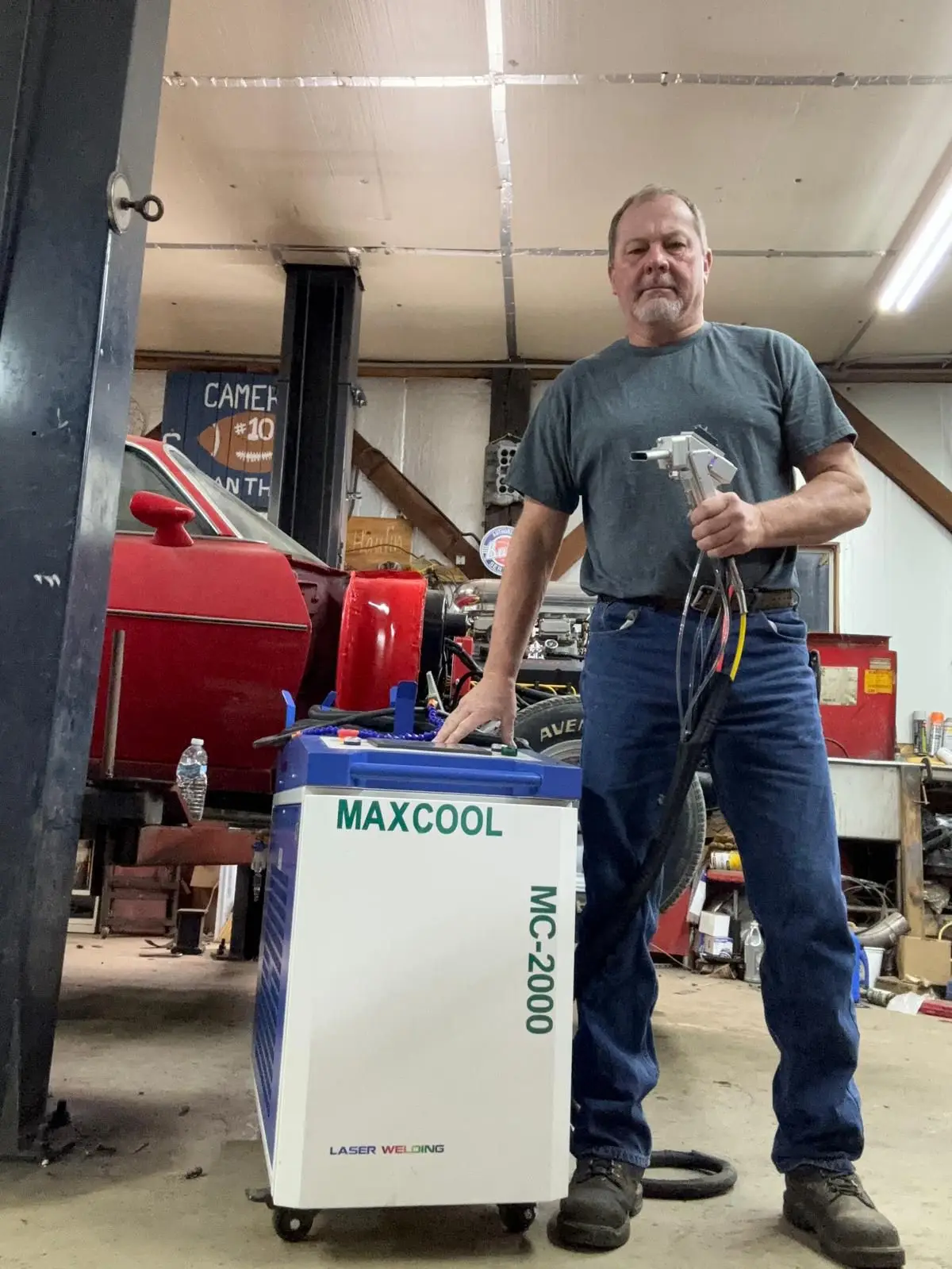 MAXCOOL 2025 1kw 1.5kw 2kw 3kw يده آلة لحام ألياف الليزر آلة التنظيف بالليزر 3 في 1 للمعادن