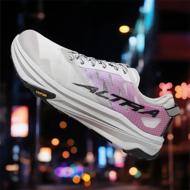 

FallLined WarmKnee - protecting Cushioned Running Shoes, Tech Midsole, Worry - free for Long Run