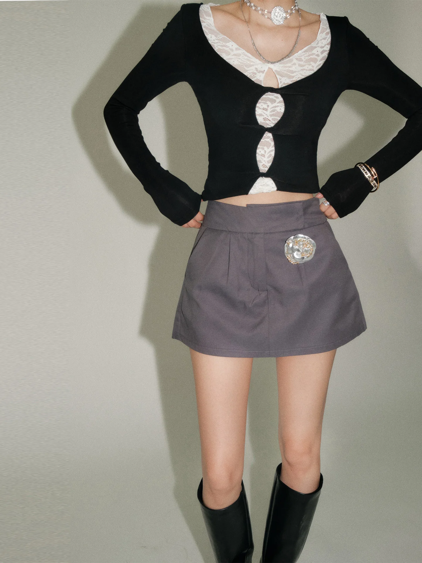 

Современный юбочный костюм А-силуэта в корейском стиле с завышенной талией, стройнящий, OLIVIA DUO, удобный для поездок на работу, универсальный, из смесового полиэстера и хлопка