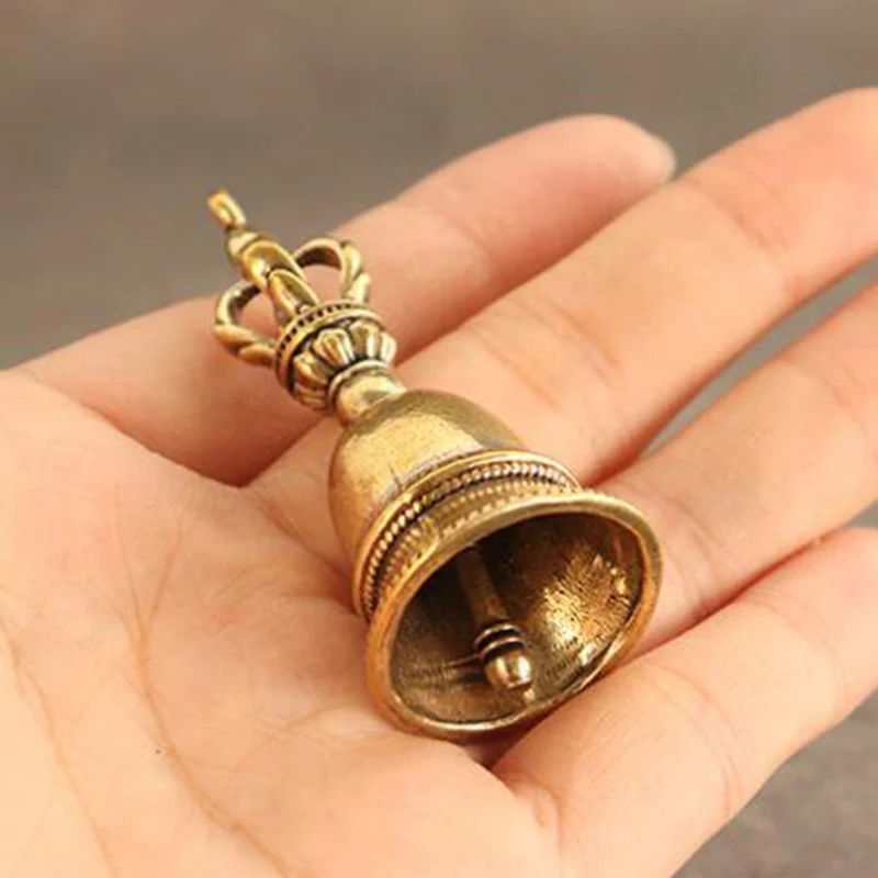 1pcs Retro Brass Hand Bell Small Pendant DIY Gift Keychain Keyring Parts Tinkler Craft Charm Metal Hanging Decor Ornament Bells