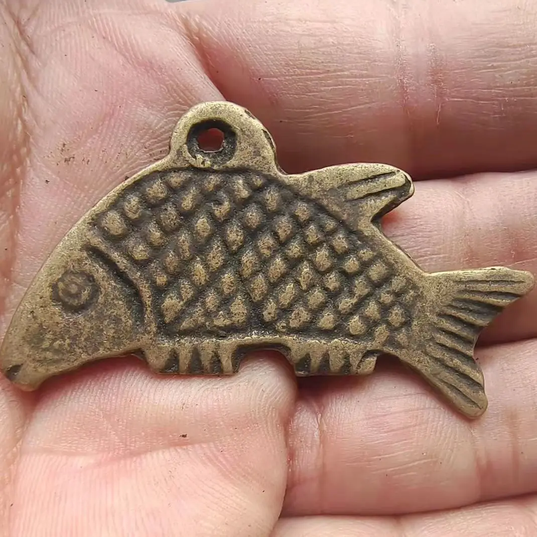 Fish shaped, small fish shaped, money spent, official evil eliminated late Qing Dynasty, money spent, and copper coins were sold