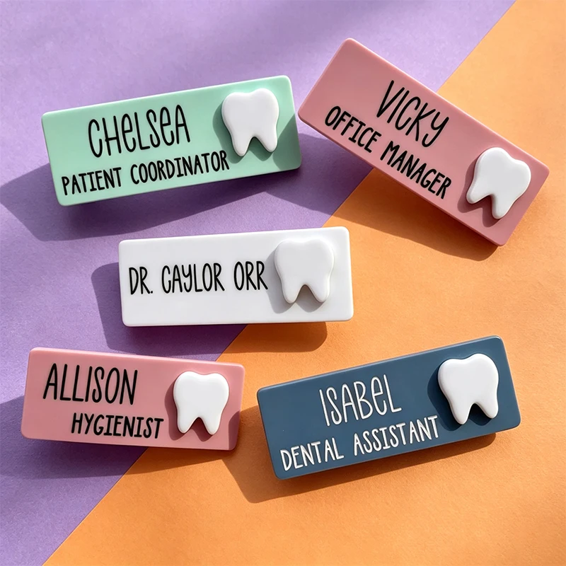 Cute Acrylic Colorful Customized Name Brooch Pins Nurses Doctors Teachers Workplace Personalized Dentists Nameplate Pin Badge