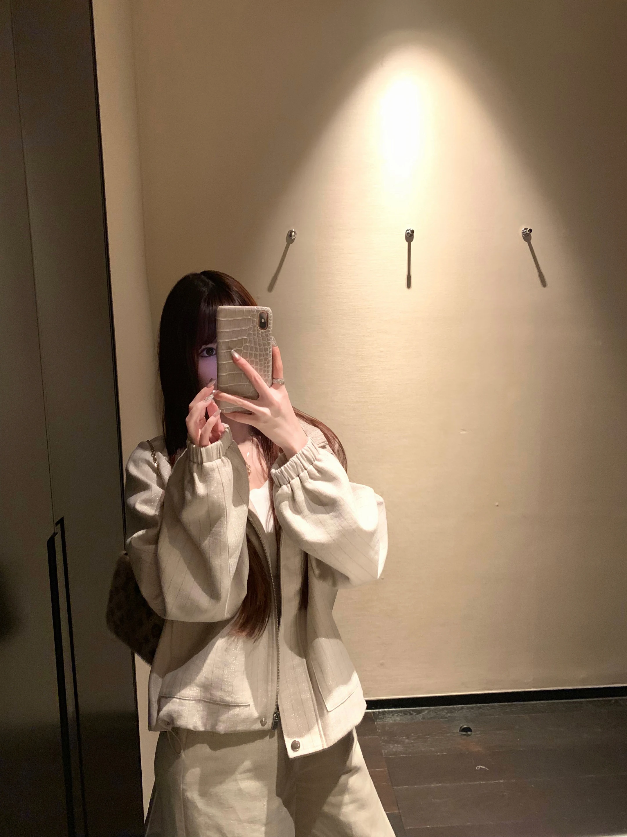 

CHICYOU льняной полосатый комплект джета и брюк, повседневный комплект, женская осенняя коллекция Faion, прямая посадка на молнии