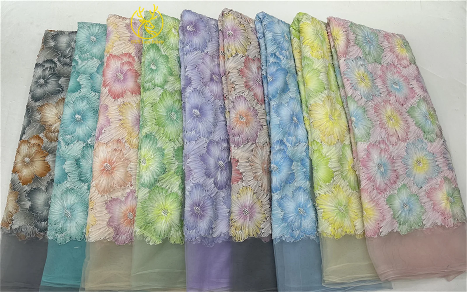 Latest Fashion Sequins Beaded Lace Fabric African Chunky 3D Floral Embroidery Luxury French Tulle Mesh Lace Fabric Party Dresses