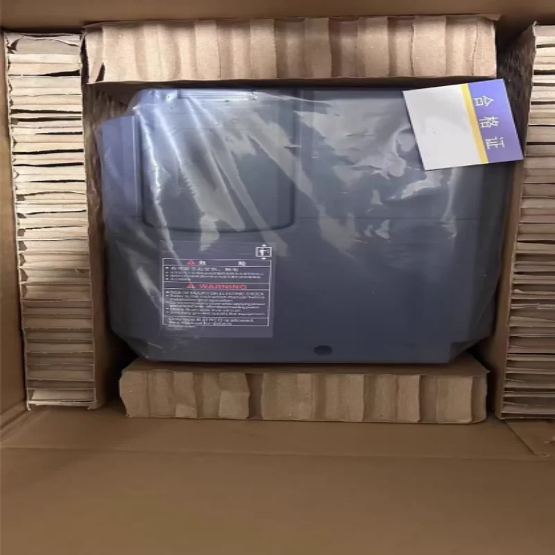 

Совершенно новый оригинальный преобразователь частоты FRN18.5LM1S-4C