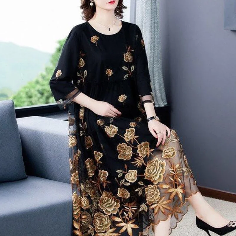 

2023 Spring Fall Womens Embroidery Red Golden Flower Black Long Dress , Loose 4xl 5xl A Line Dresses for Woman Clothes