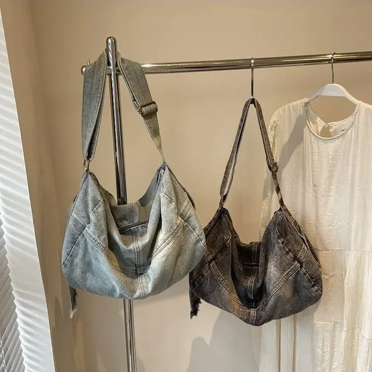 

Женская сумка через плечо в стиле ретро, джинсовая сумка через плечо, потертая сумка на одно плечо в гонконгском стиле, осенняя горячая распродажа сезона N