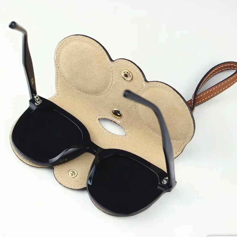 New PU Sunglasses Bag Portable Eyeglass Case Sunglasses Protection Cover Cute Eyeglass Clip Simple Eyeglass Bag Pendant