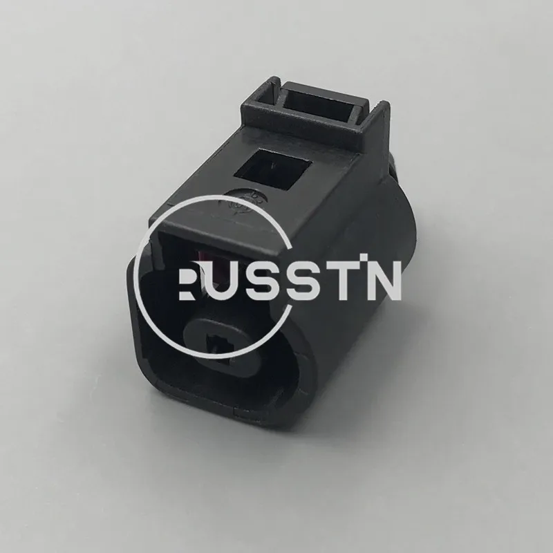 

1 комплект, 1-контактный разъем 1J0973701, разъем датчика моторного масла 1J0 973 701, водонепроницаемая розетка переменного тока в сборе для VW