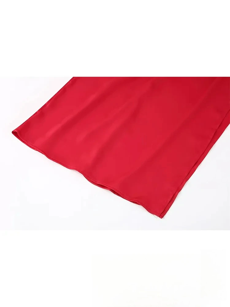 เดรสสายเดี่ยวผ้าซาตินแบบเซ็กซี่เก๋ไก๋สำหรับผู้หญิง ดีไซน์เว้าข้างเปิดหลัง ยาว แฟชั่นใหม่ 2025 เหมาะสำหรับวันหยุดฤดูร้อน งานปาร์ตี้ หรือเดท