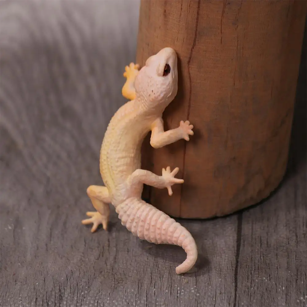 Gecko Prank Props จําลอง Lizard ตัวเลขความรู้ความเข้าใจของเล่นตุ๊กตาสัตว์รูปสัตว์ของเล่นเกมครอบครัว Lizards Action Model