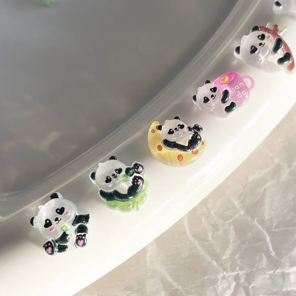 -Spirited Panda- Kiyomi CN Treasure Animal Ornaments varie Action Panda Image decorazione in resina accessori per unghie adorabili fai da te 404