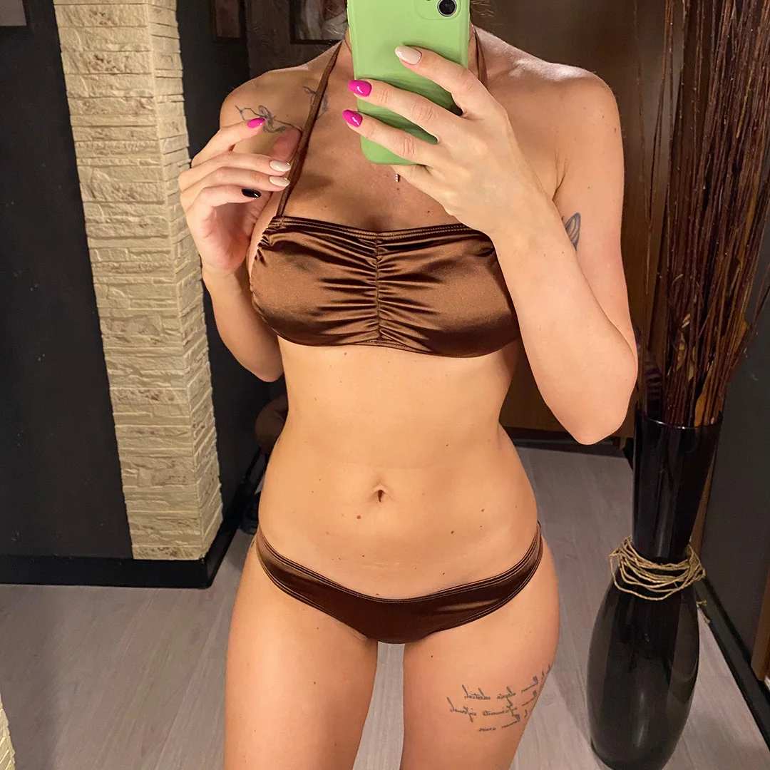 Neuer Neckholder-Bikini mit Rock, Damen-Badeanzug, dreiteiliges Bikini-Set, Badebekleidung, Badeanzug für Damen, V3360 – Detail 7