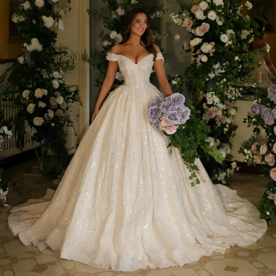 

Customized Romantic Ball Gown Party Wedding Dresses Lace Sleeveless Long Party Bride Dresses Lace Up Bridal Gown Vestido