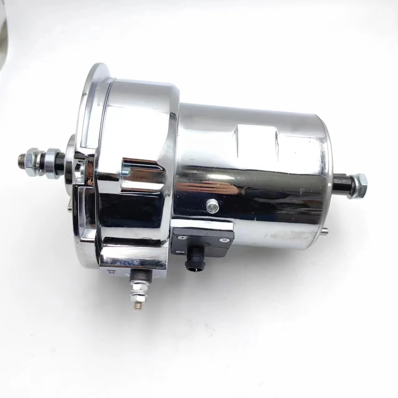 00-9453-7 55-75AMP ALTERNATOR, CHROME stock