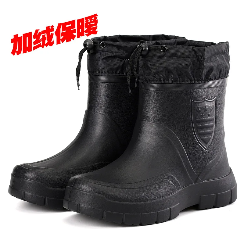 Versatile Men's Rain Boots Waterproof outdoor lightweight shoe Velvet fashion short boot Casual comfort male water shoes 2025