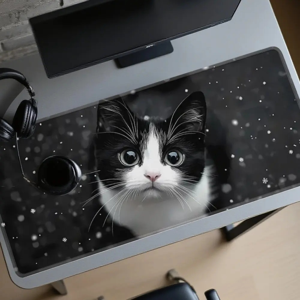 

Черно-белый коврик для мыши с милым котенком, нескользящая резиновая основа, прошитые края, 900x400, большой настольный коврик, коврик для клавиатуры, для офисных принадлежностей
