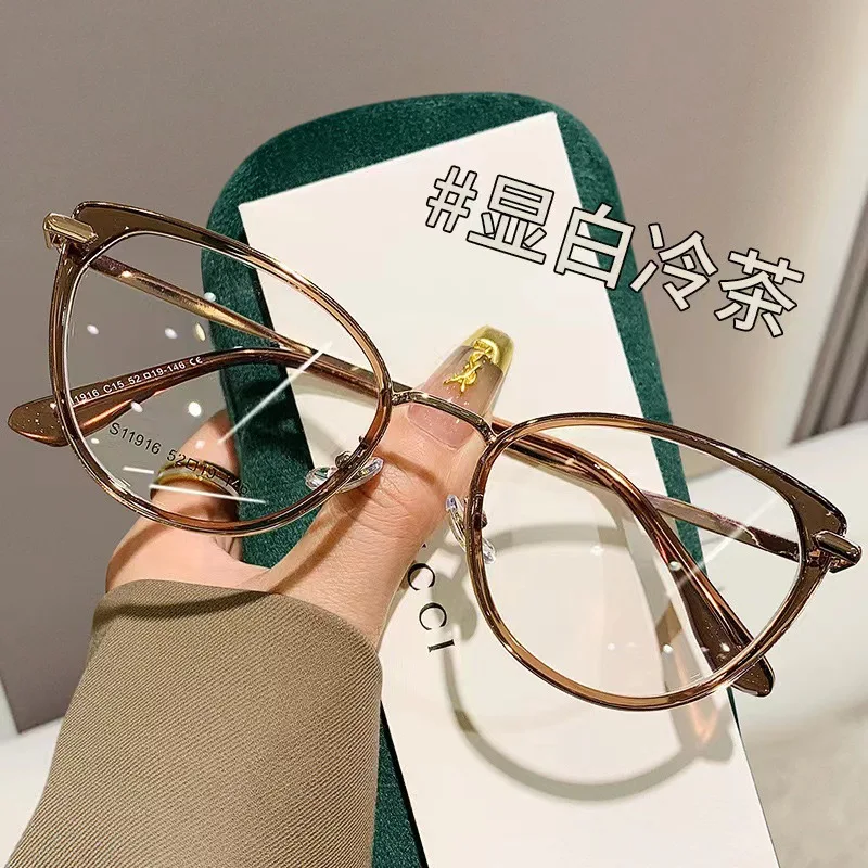 Retro Cat Eye Anti Blue Light Glasses Women's Finished Eye Care Non Degree Flat Glasses Small Frame Metal Eyeglass Frame