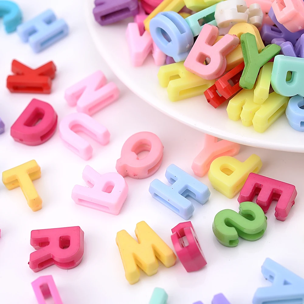 100 Stück 12 mm mehrfarbige zufällige Buchstabenperlen, Acryl-Alphabet-Perlen für Schmuckherstellung, DIY-Armband, Halskette, Schlüsselanhänger, Zubehör – Detail 3