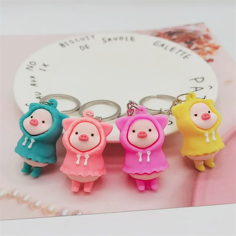 2023 New Fashion Raincoat Piggy Keychain Pvc Soft Glue Milk Pig Doll Bag Pendant Gift Key Chains Animals Cute Keychain Jewelry