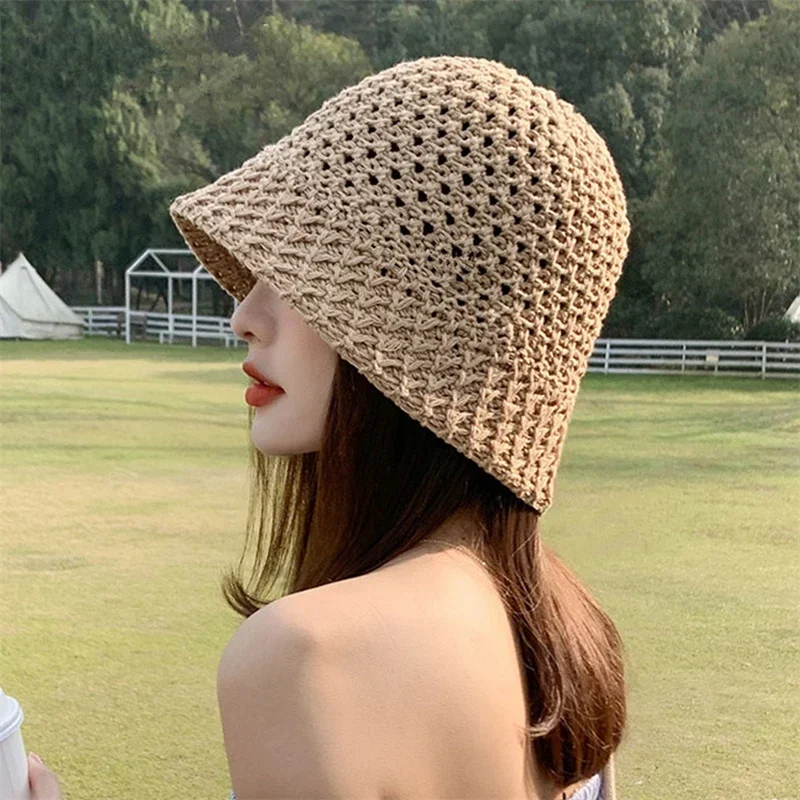 New Fashion Luxury Bucket Hat Designer Wide Brim Women Bucket Hat Summer Straw Woven Sun Visor Hats Hollow Hat Striped BeachHat