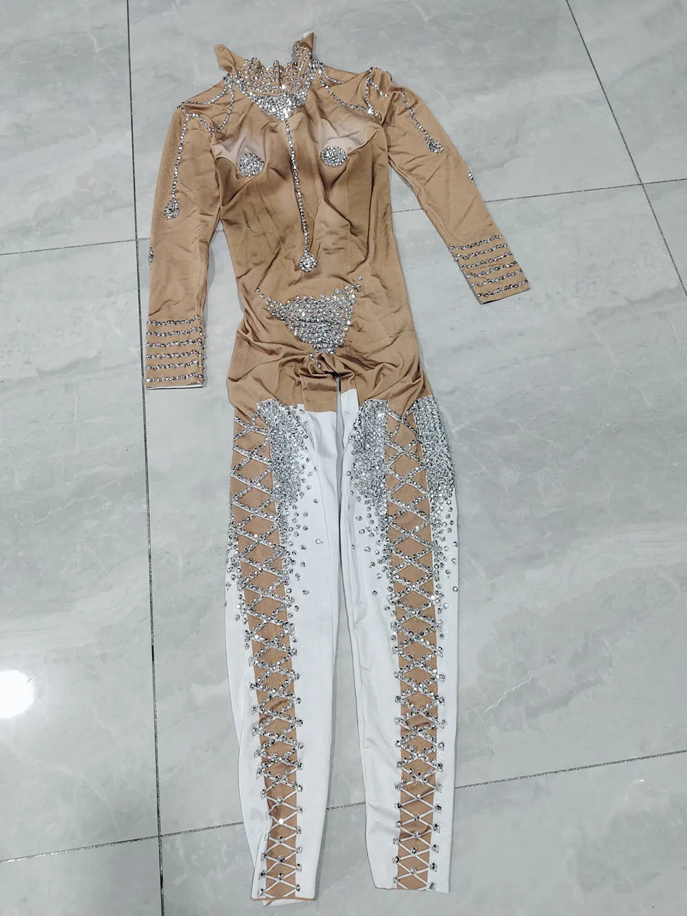 Sexy Nightclub DJ Gogo Pole Dance Crystal Leotard Stage Wear Women Nude Rhinestones Long Sleeve Tight Jumpsuit Show Costume