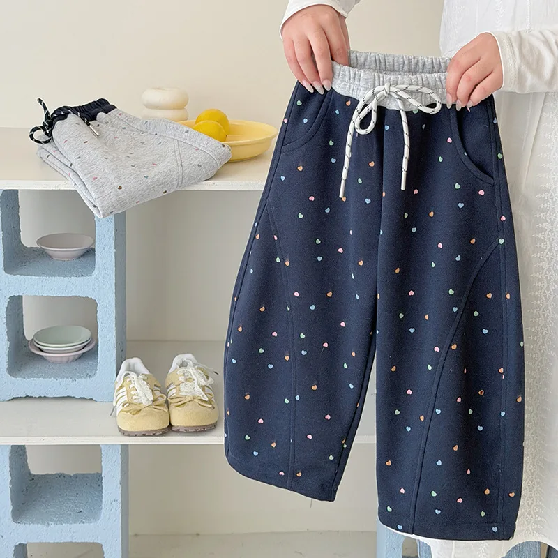 

Girls Curved Pants Spring New Arrival Heart Print Sweatpants Elastic Waist Loose Casual Trousers