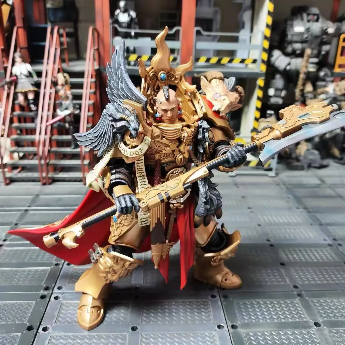 【JOYTOY】Warhammer 40K The Horus Heresy Legio Custodes Constantin Valdor Capitán-General de la Legio Custodes Toy