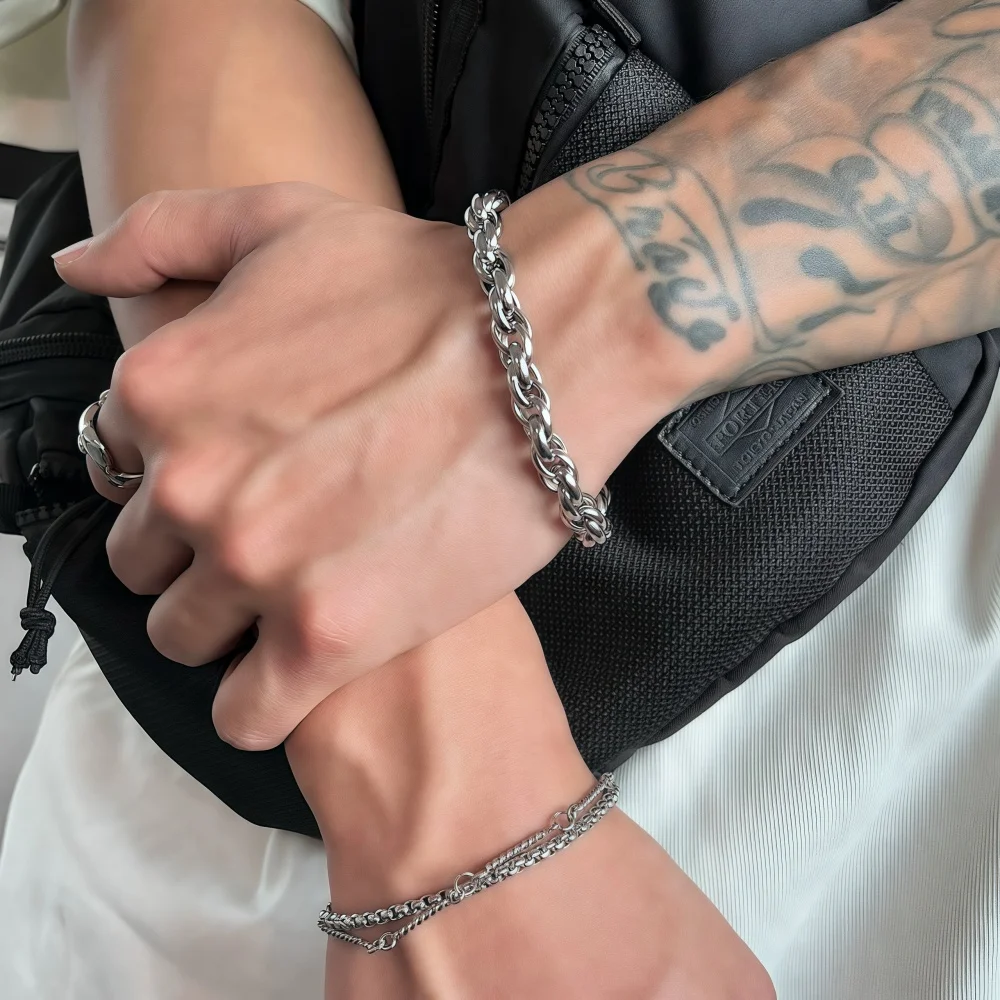 Hip-Hop Herren Edelstahl Armband Silberfarben Amerikanisches Titanstahl Grobkettenarmband Mode Party Schmuck – Detail 2