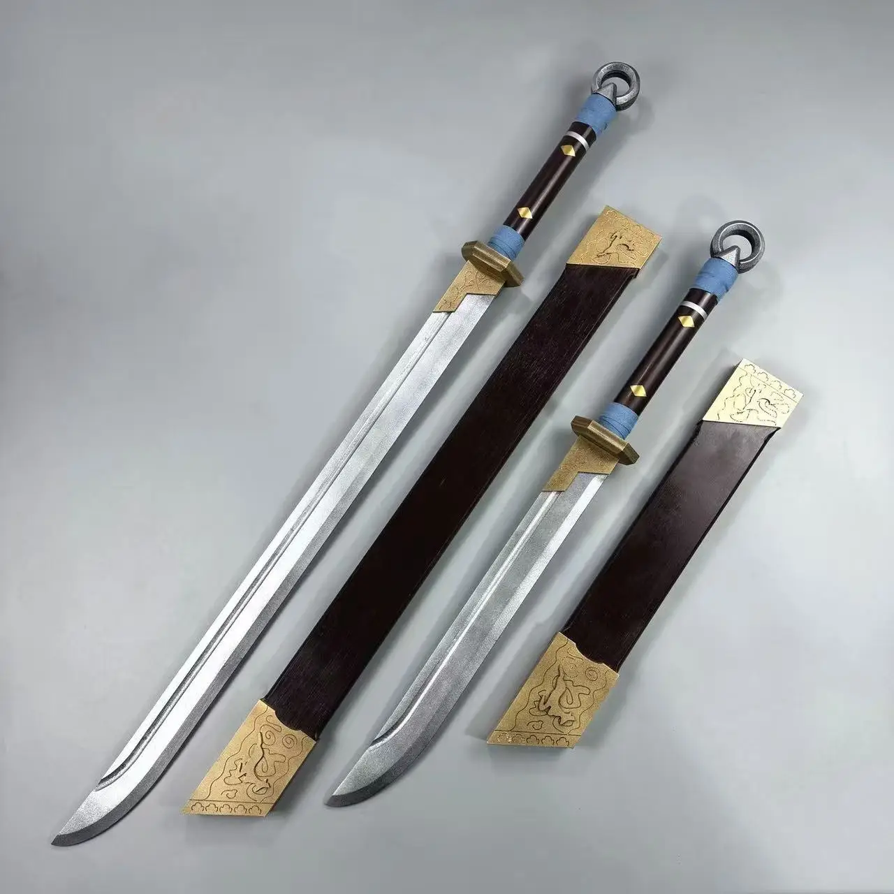 Drie uur 's ochtends Zwaardwapens Spel waar de winden samenkomen Cosplay Prop Halloween Kerst Fancy Party Kostuumaccessoires