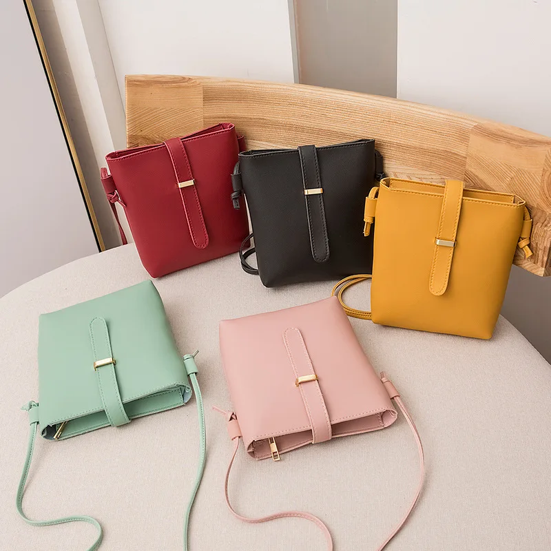 

Bucket bag women new spring 2023 women's shoulder bag mobile phone bag makeup messenger bag simple casual bag