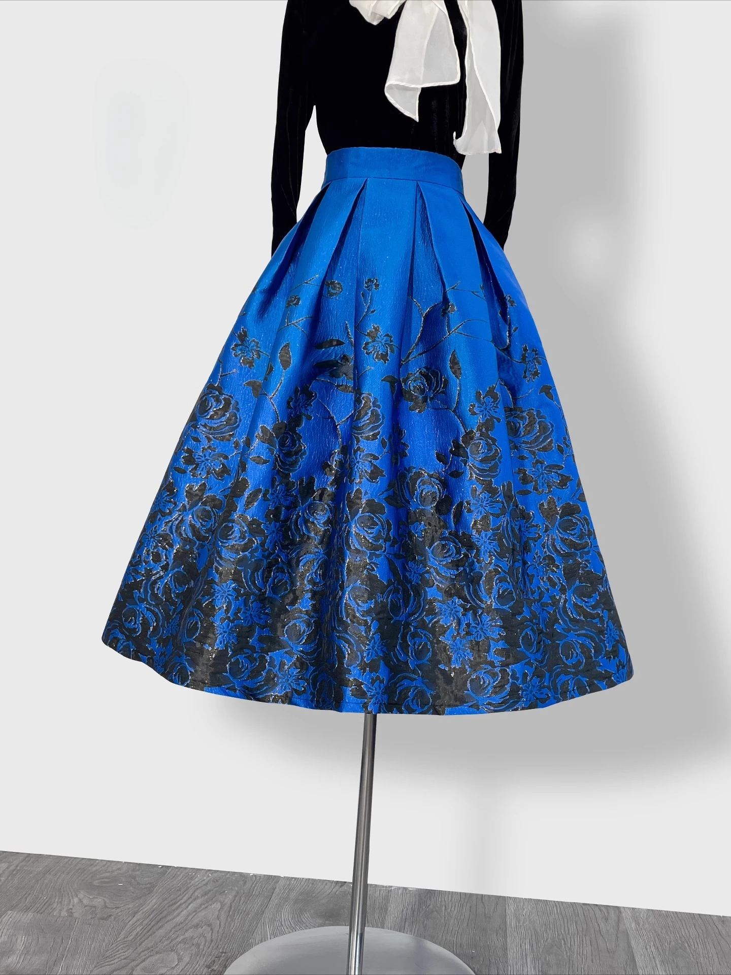 

Spring and Autumn New Women's Half Skirt, High Waist Slimming A-line Version Temperament Large Swing Skirt