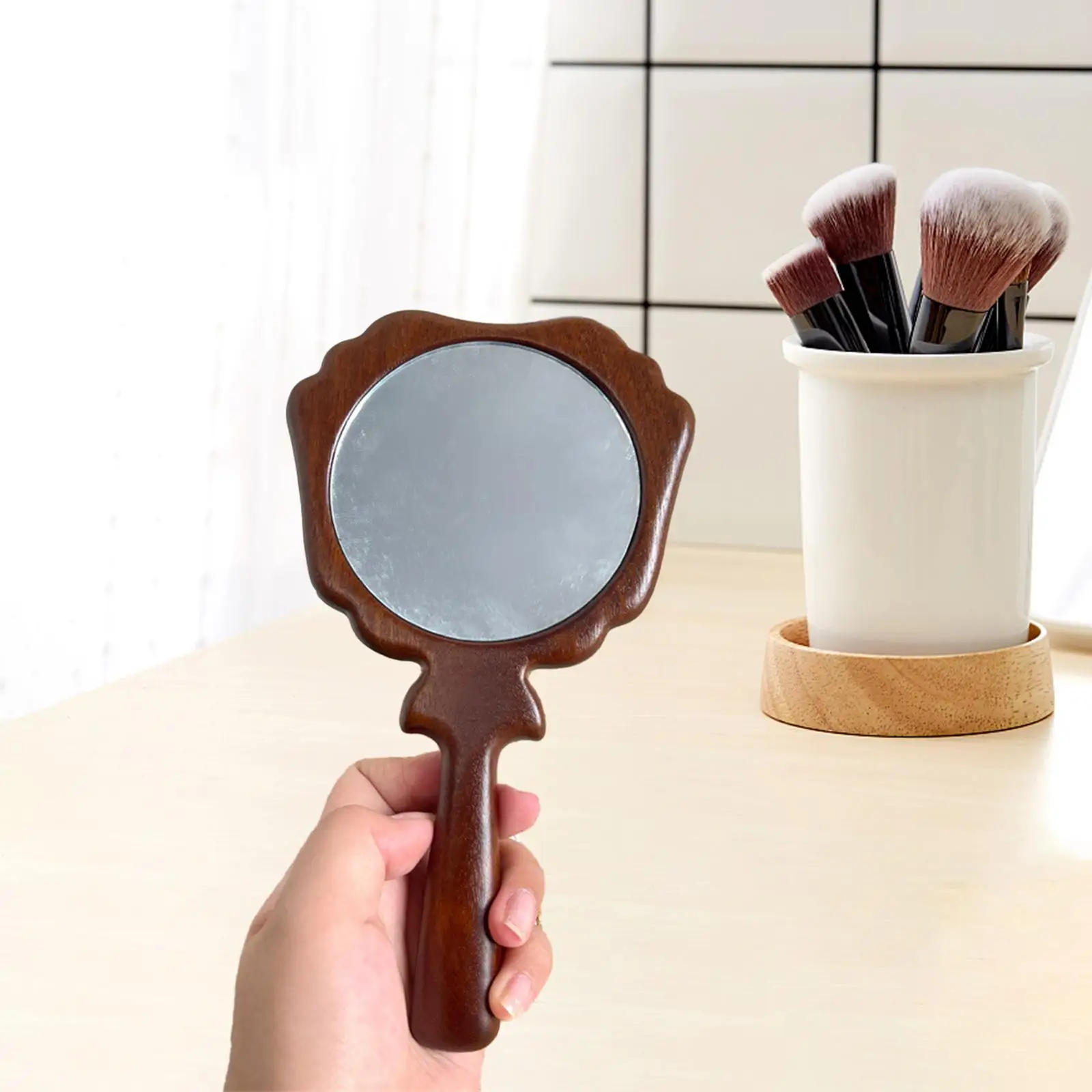 Hand Mirror with Handle Handheld Mirror for Make up Hairdressing Hotels